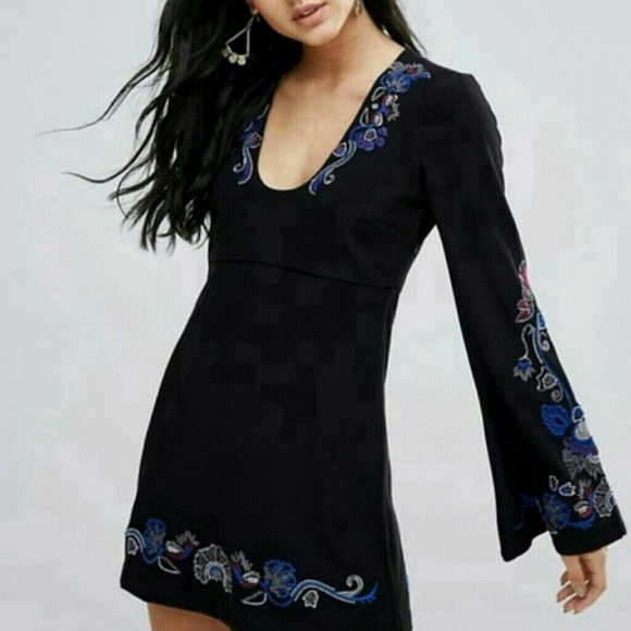 Free People Dresses & Skirts - Free People Holiday mini dress with embroidery